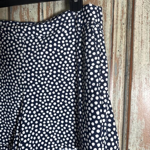 SPANX Navy Dot 6” XL SUNSHINE Pull On Pockets 4Way Stretch SHORTS Women’s - Picture 2 of 8